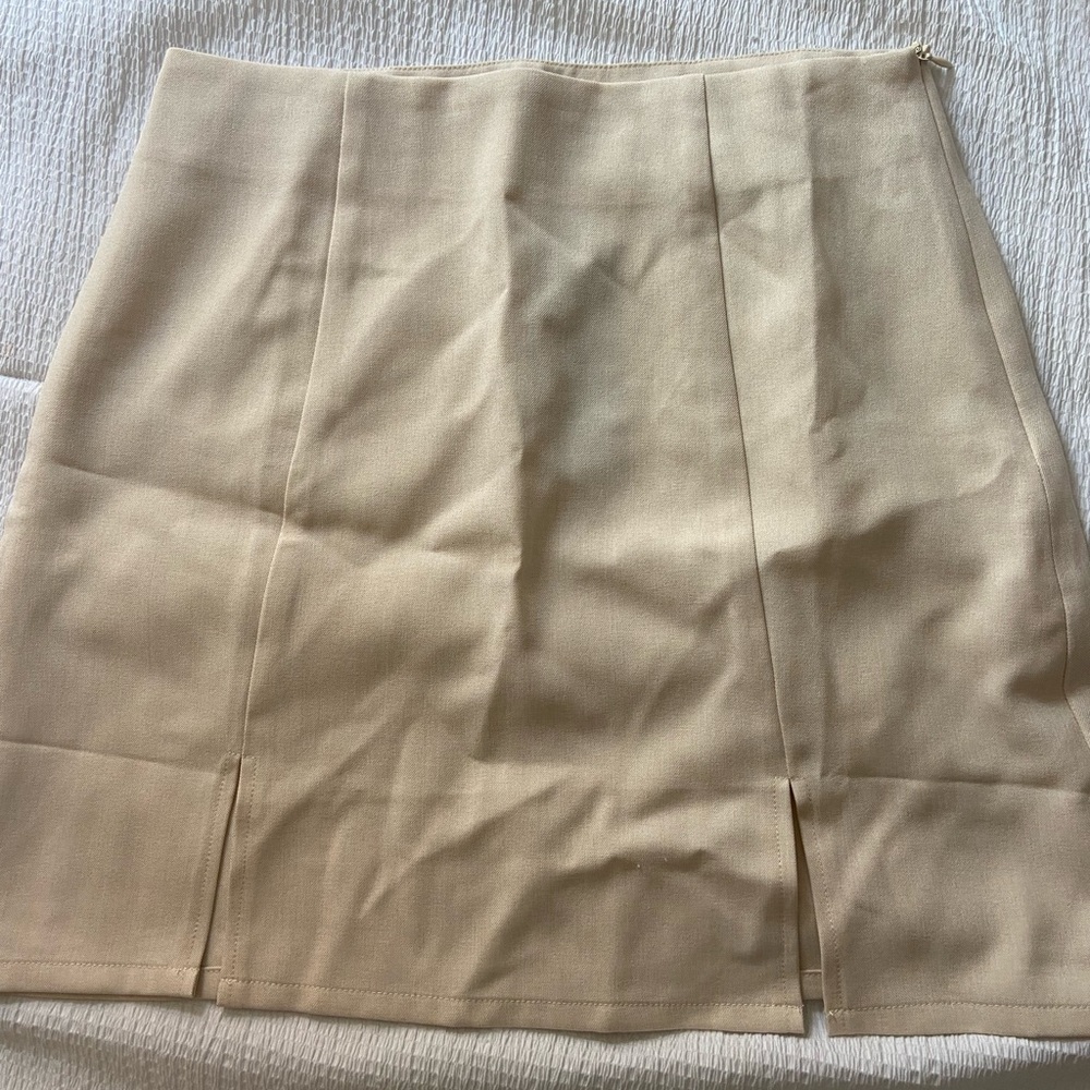 nasty gal tan skirt (NWT)